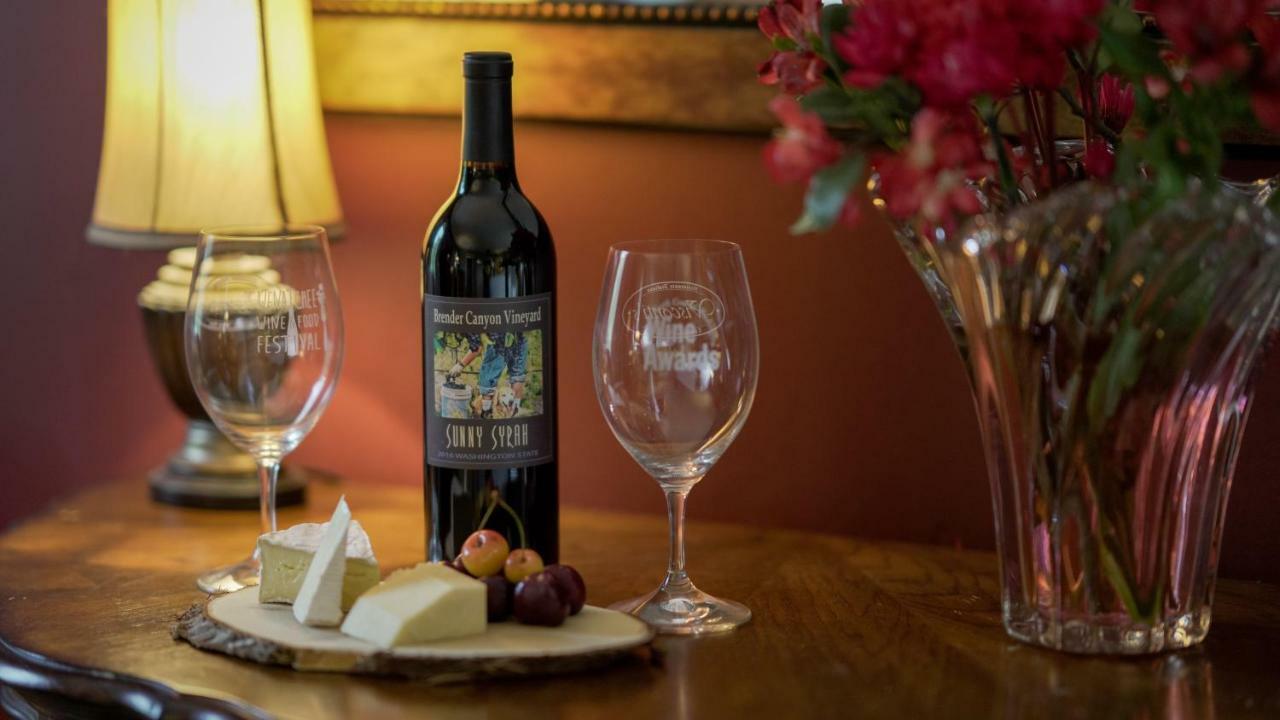 Warm Springs Inn&Winery Sunnyslope Exterior foto