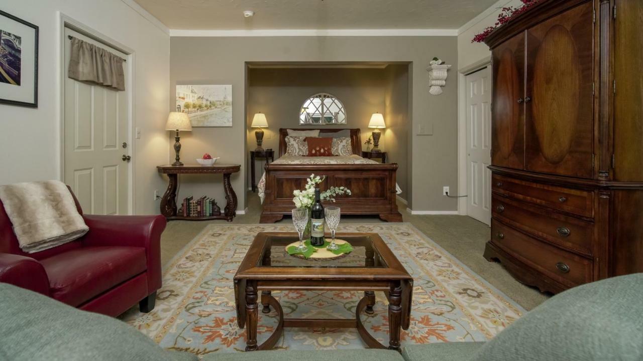 Warm Springs Inn&Winery Sunnyslope Exterior foto